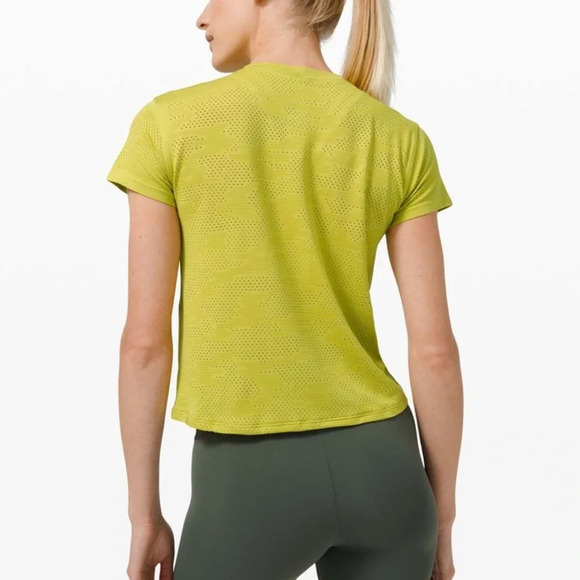 Lululemon Train To Be Short Sleeve Camo - Picture 4 of 10